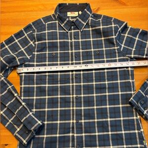 Fjallraven Button Up Shirt Sz. M